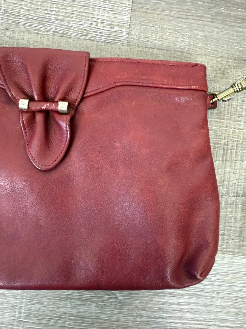 Vintage Etienne Aigner Burgundy Leather Crossbody Shoulder Bag Purse